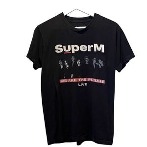 SuperM K Pop T Shirt Size Medium 2019 Tour We Are The Future Tour